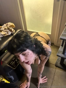 On all fours for you bb