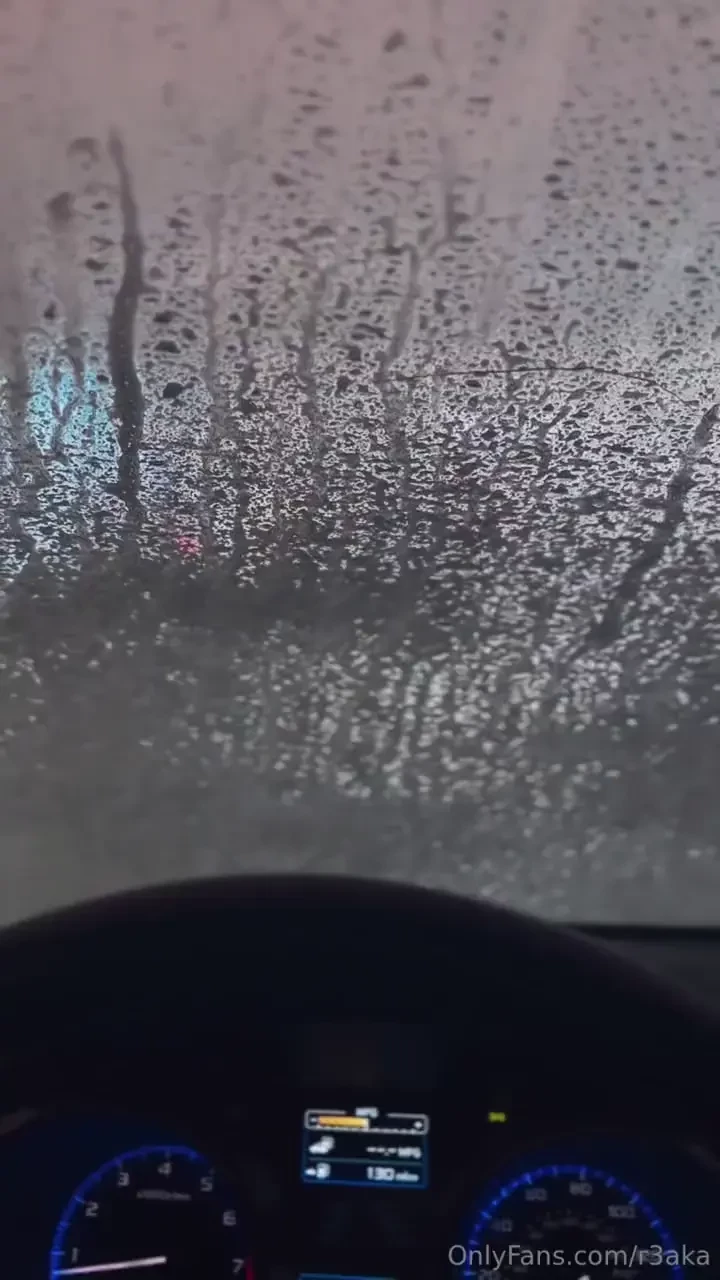 Might as well make errands a bit more tolerable on this monday titty part 1 