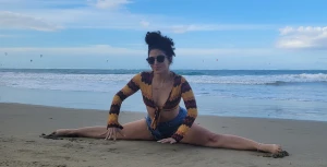 Would you like to see me naked like this