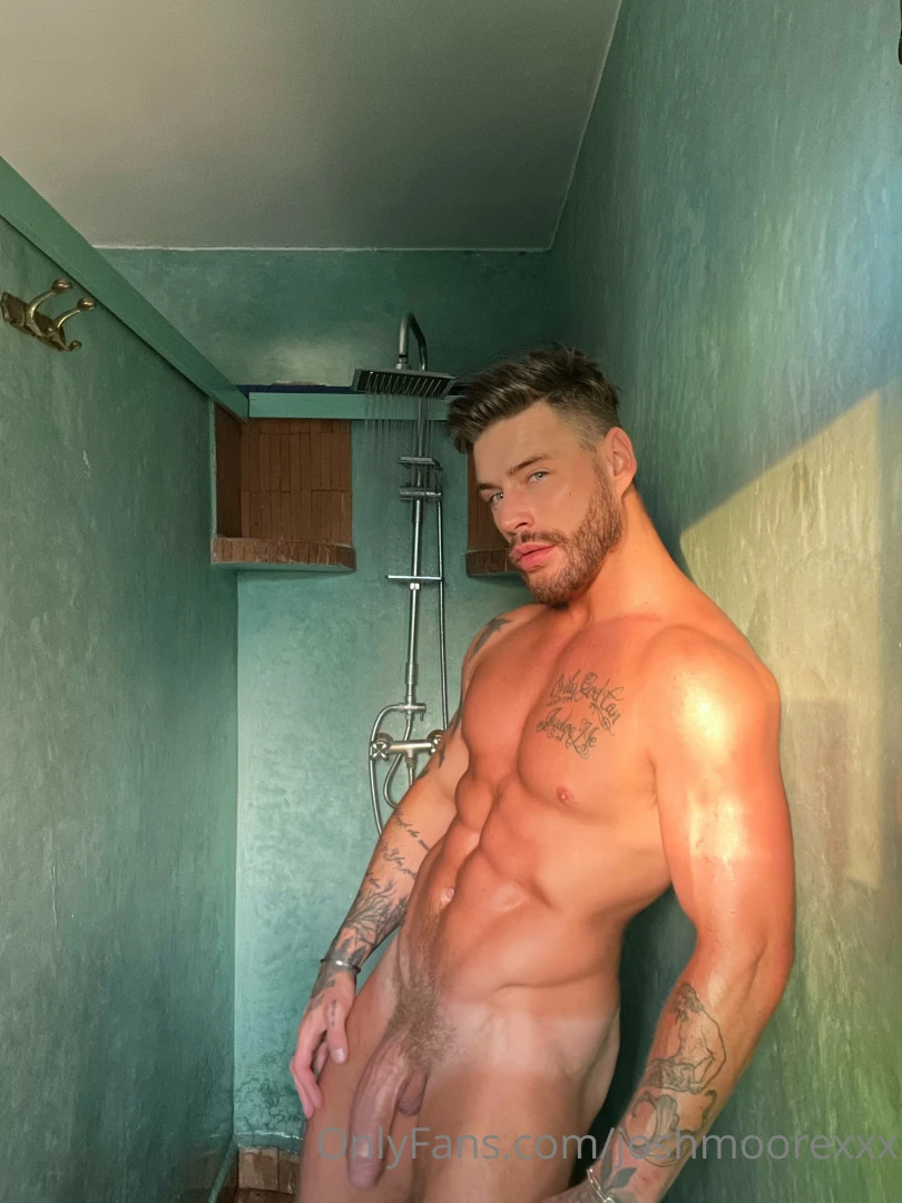 Hey you want to scrub my back 