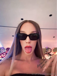 Photo without a caption make ne up yourself