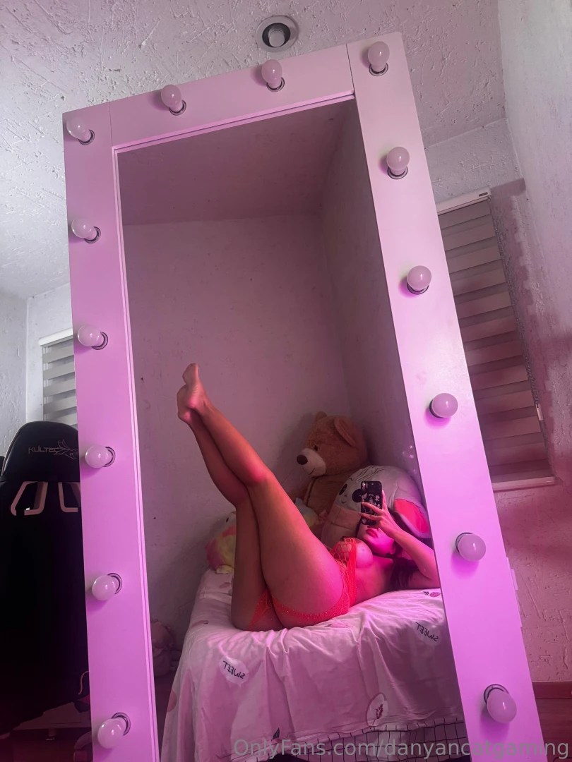 Te espero en mi camita amor 