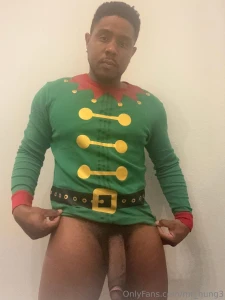 Santa s hung helper part 1
