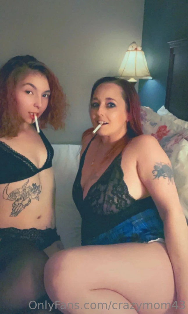 crazymom43 - Who s interested in some double trouble naughty time 2 videos of us 