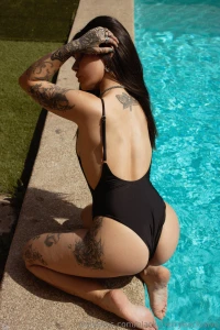 Comenz la temporada de piscinas el agua acaricia la piel y el sol se part 2