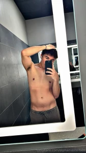 Gym pics for you hot and sweaty part 1