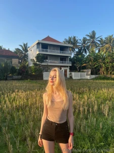 Just another chill moment in my life