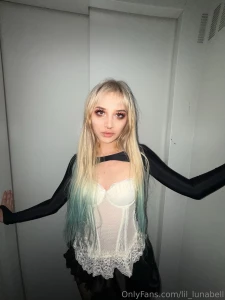 I feel like a fairy and what do you associate me with