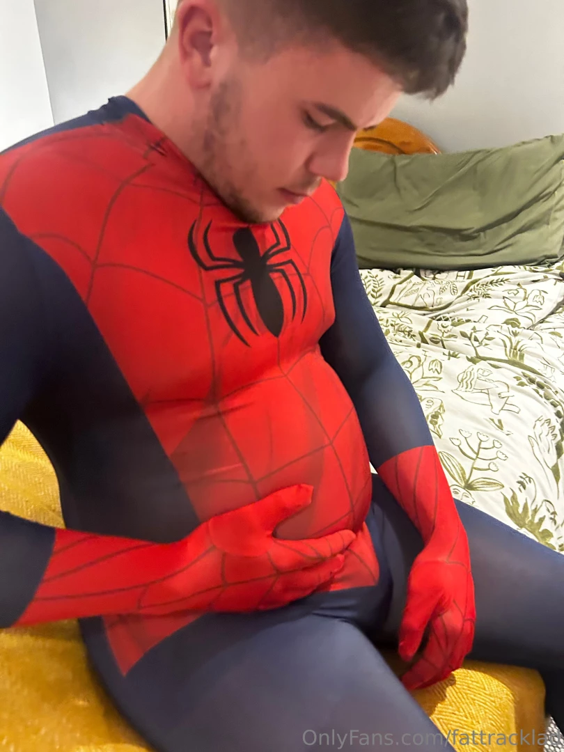 Spiderman got hit by the fat ray part 3 
