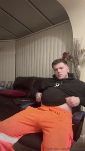 Heres a full 7 minuets of me
