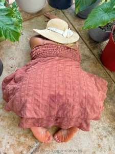 This is one of my favorite gardening dresses it feels very soft and