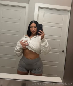 Check your dm s i sent something special