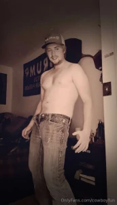 Hello beautiful people it s friday time to strip down naked anyone