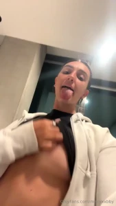 I ve been packing and moving and cleaning for 4 days straight at this