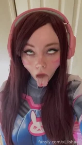 Dva is getting a lil carried away dva dvacosplay uwugirl ahegao