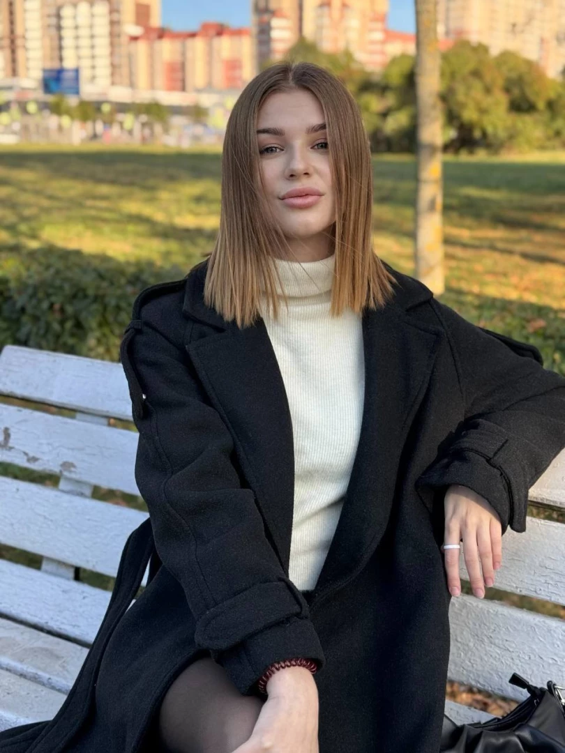 Hey do i deserve a few compliments from you 