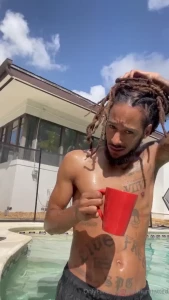 What s the weather like in your area