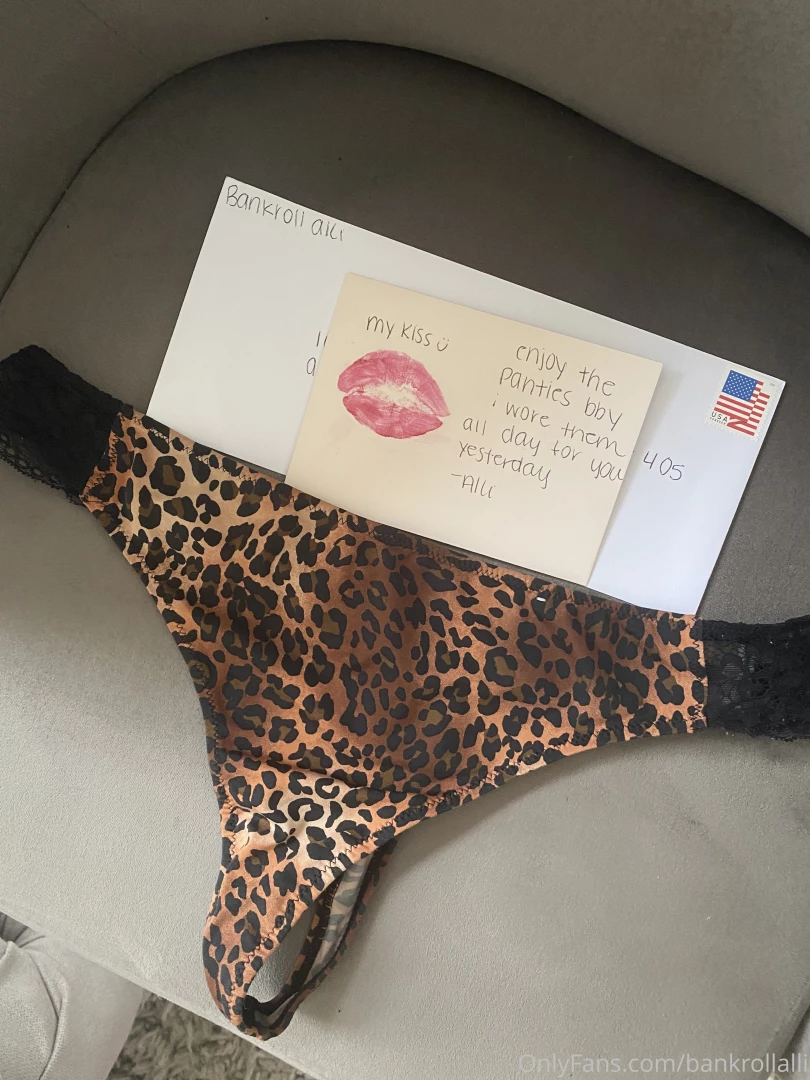 Sweet sale hii daddy i want you to have my wet panties and since i m 