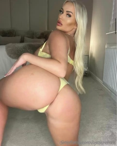 Omg she s just set her premium page free for the next 24hrs don t miss part 32