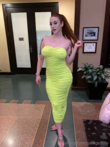 What is your favourite colour dress you like to see me wear