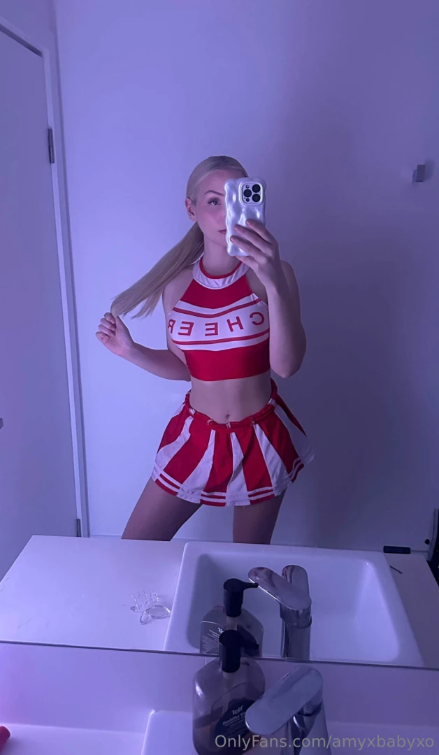 Hey there would you fill me with your cream 