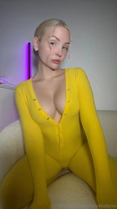 Baby i am looking my best right now and very horny will you play with part 10