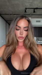 Alright boys im keeping it spicy on here for you