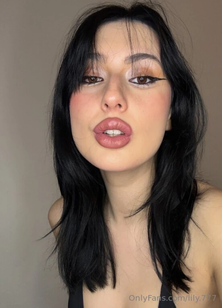 Do i have nice makeup 