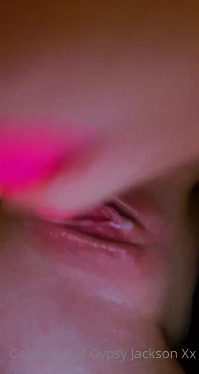 I fucked my pussy till it s was creamy so juicy and sore 