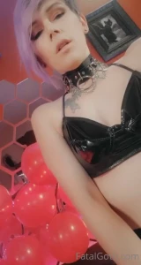 We re live in 20 mins with balloon prizes streaming live at gothurbate