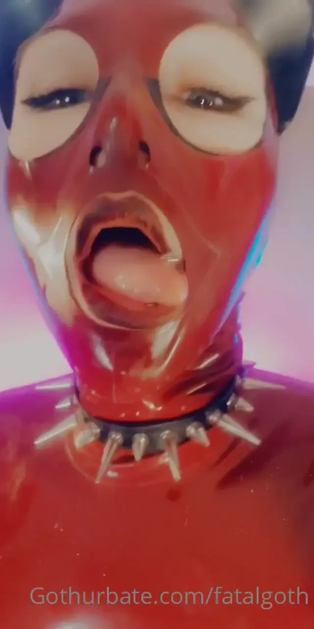 Hello my lovely little demons i m going to start doing latex on 