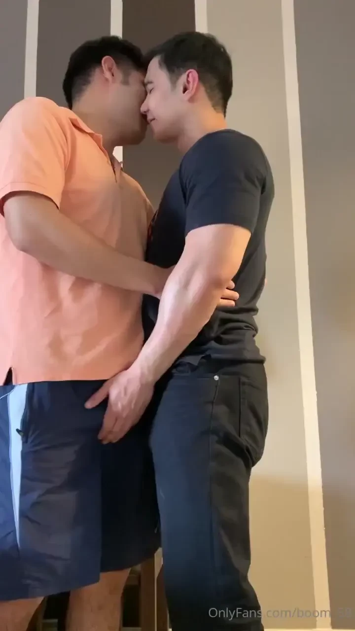 He said want to try suck my dick so that happened don t tell my gf 
