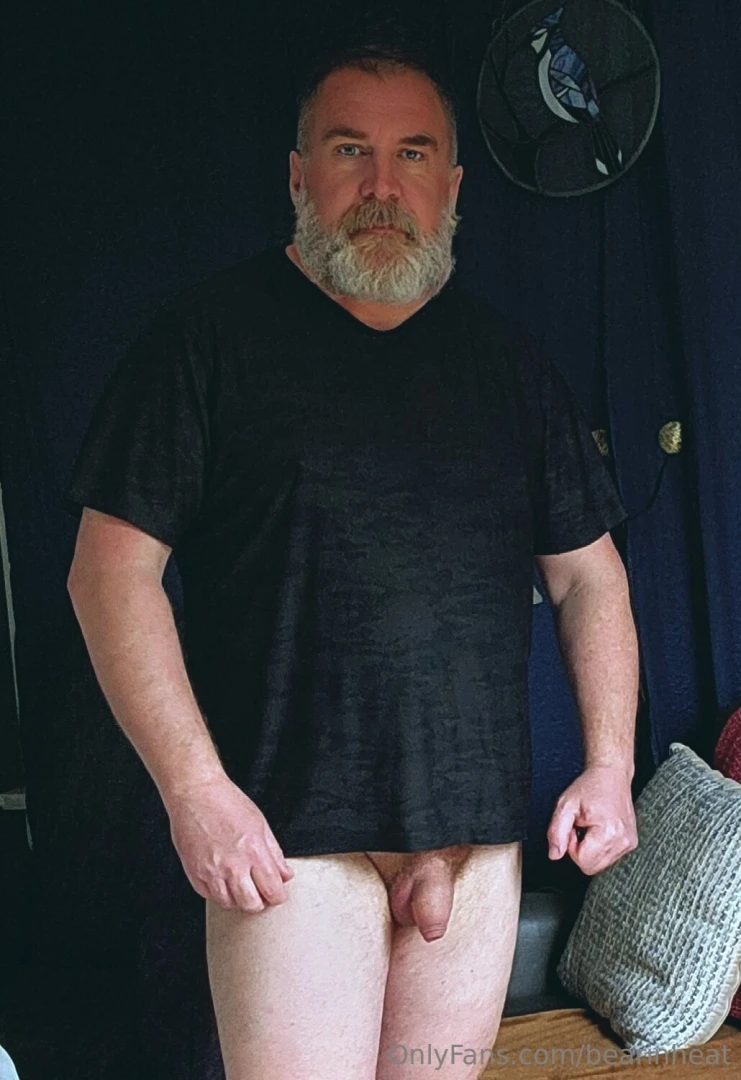 Me n pudge hanging out chilly here lol 