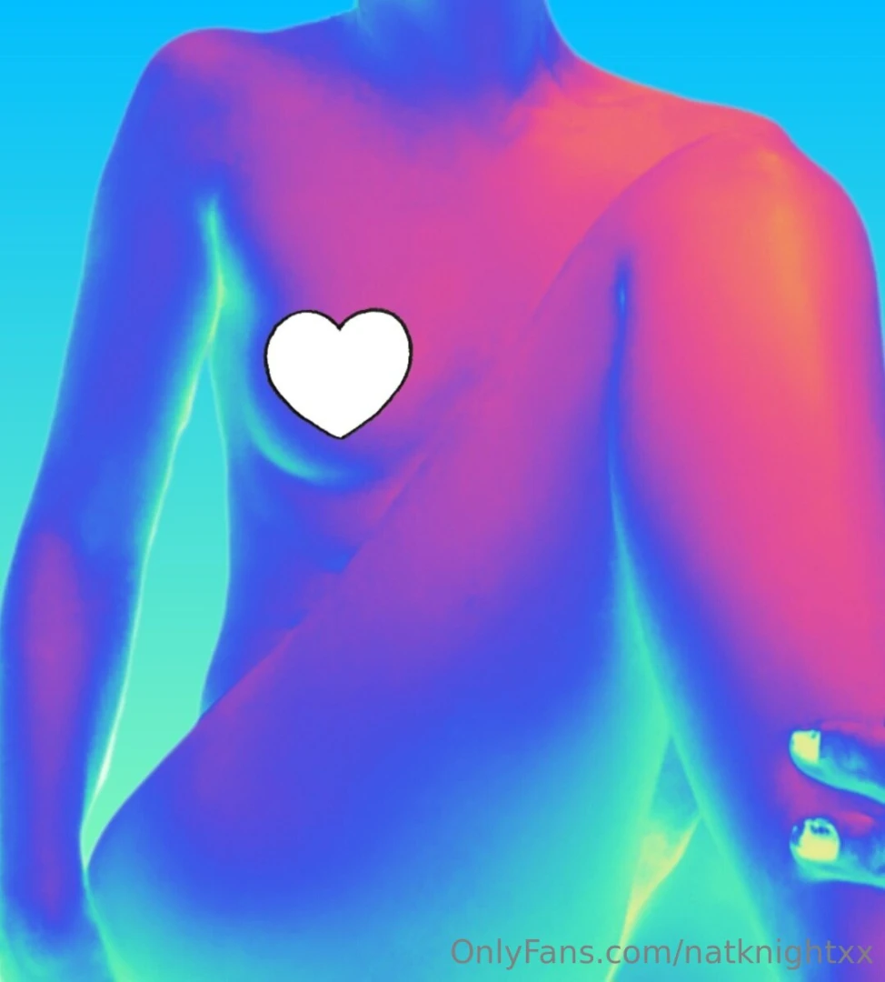 Taking video calls mon to fri just message me on whatsapp 