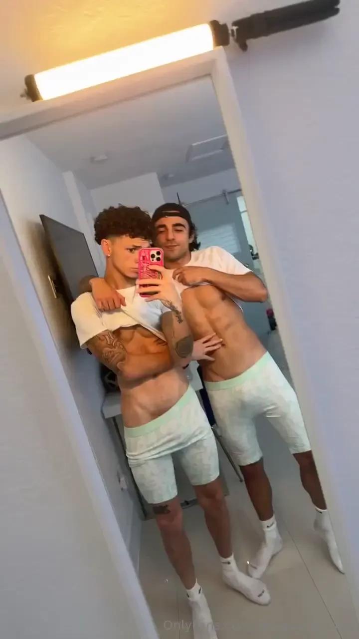 Who wants to see what me n my brother zlightskin filmed for y all part 1 