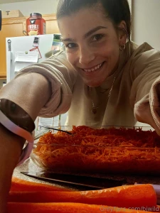 Get you a girl that can be sexy in the kitchen and the sheets i love part 1