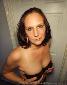 Come see the sexy german milf piper she loves showing off her body and part 7