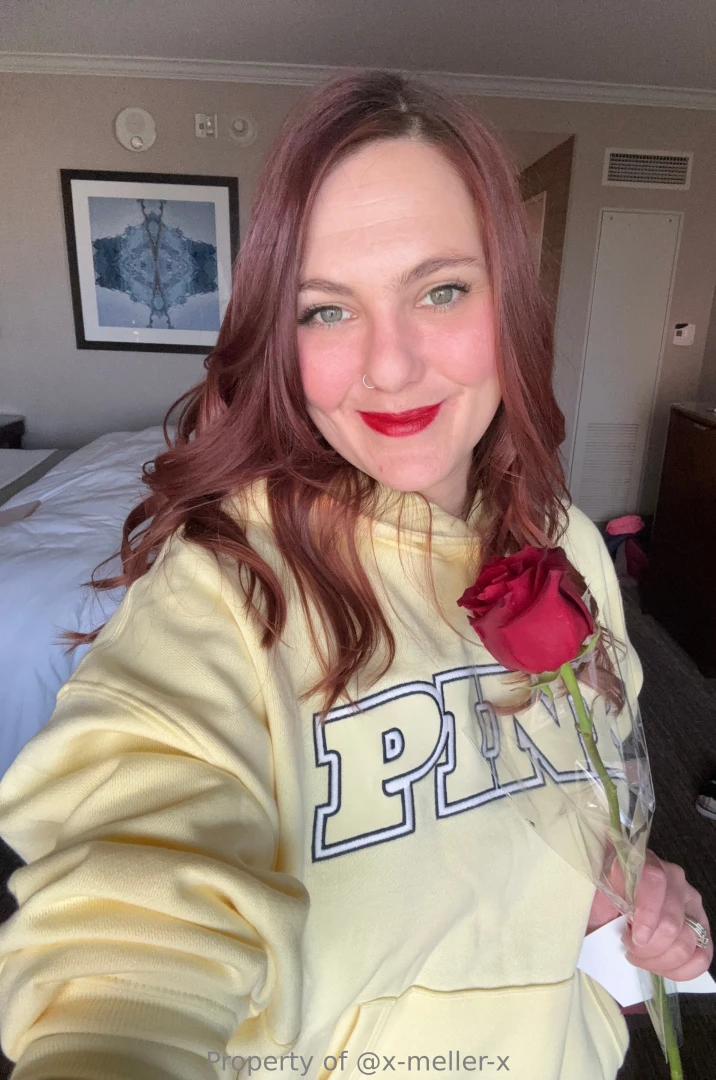 And gotta have a pic with my gorgeous rose 