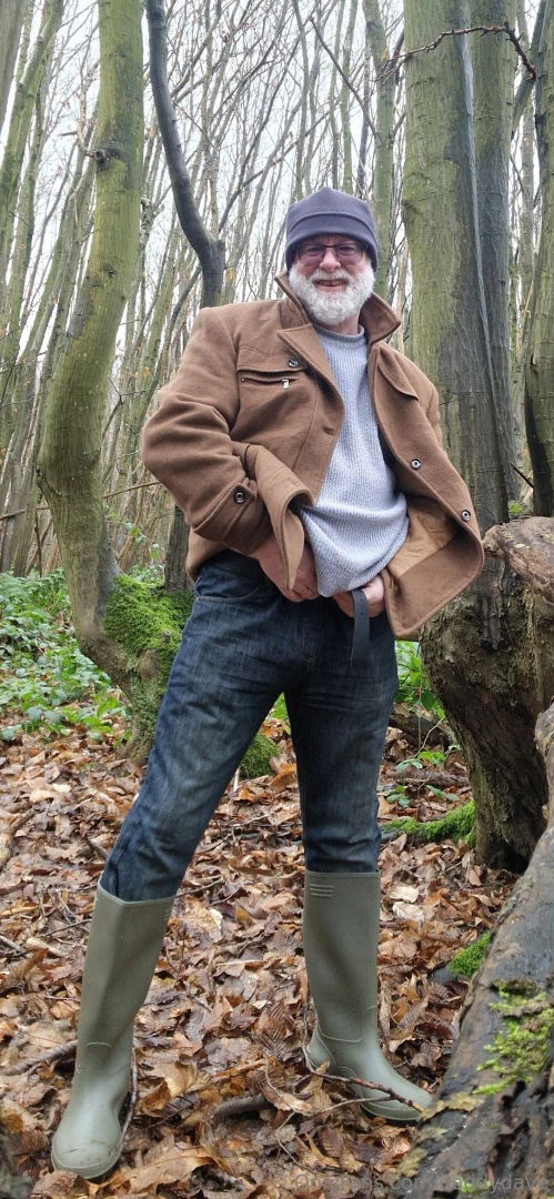 I love being in the woods country style 