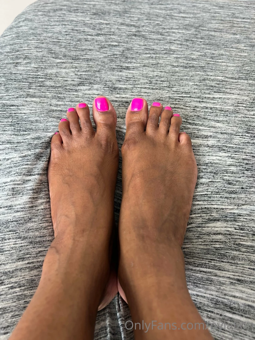 For my feet fetished dudes 