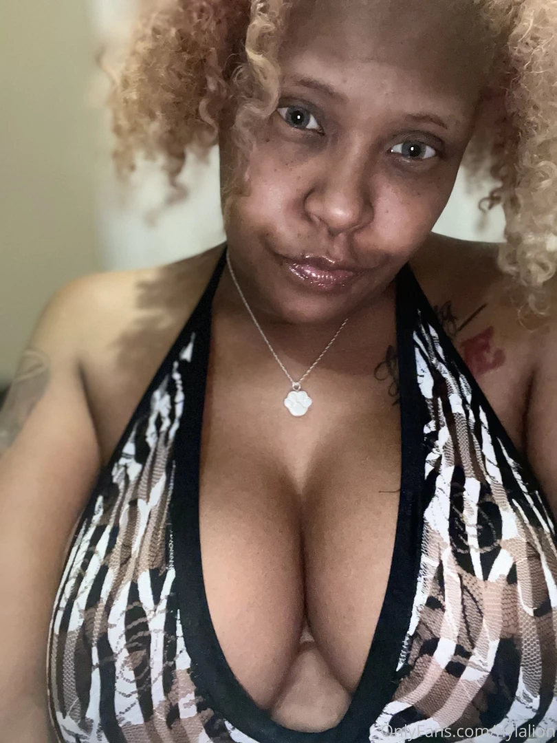 So i guess ima zebra for halloween 