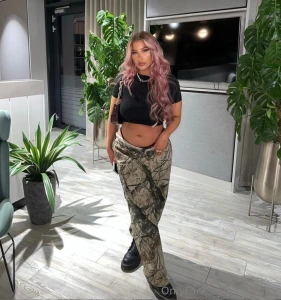 Pink hair kinda miss it sometimes x
