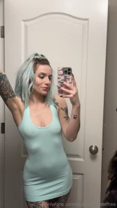 Full subscribers get 10 off videos and see more nudes on