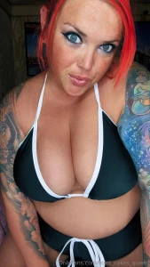 I m your queen i m your sex machine