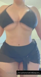 Morning hugs on a fine titty tuesday