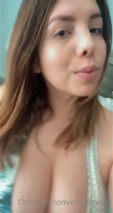 Gracias por sus mensajes y regalos check dm