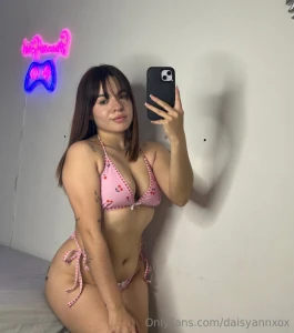 Gia s got that oops i didn t mean to be this sexy vibe but trust me