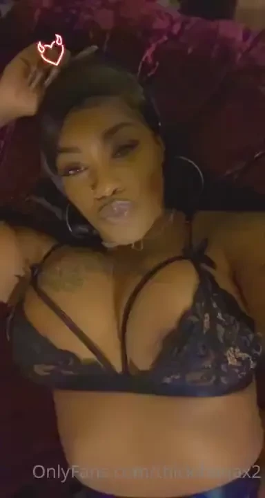 I thought it was a pic at first 