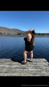 Le beau temps est notre porte