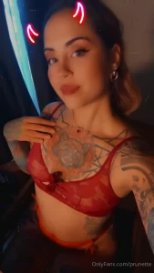 Coucou tout le monde d sol e pour la petite semaine d absence mais j